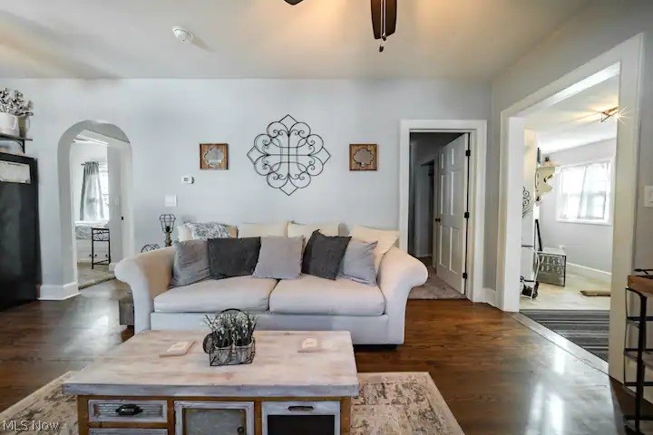 225 29th Street NW Barberton OH 44203