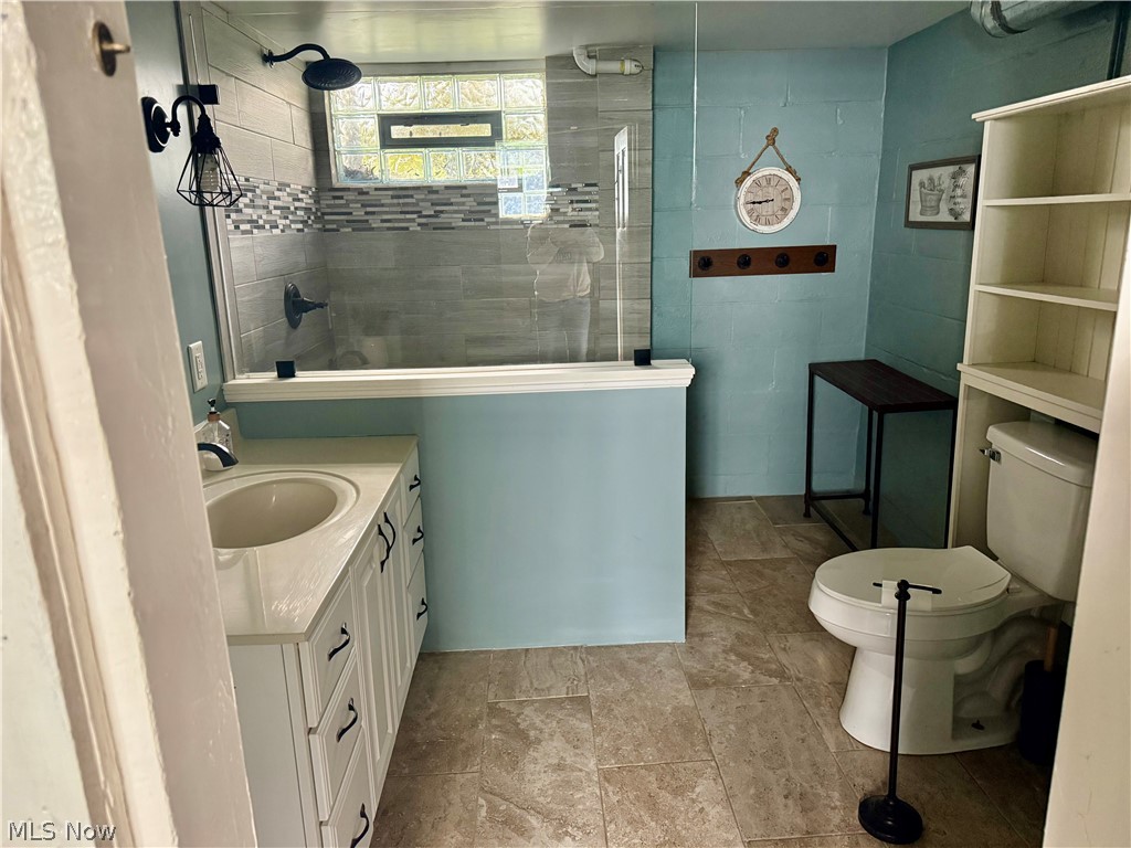 225 29th Street NW Barberton OH 44203