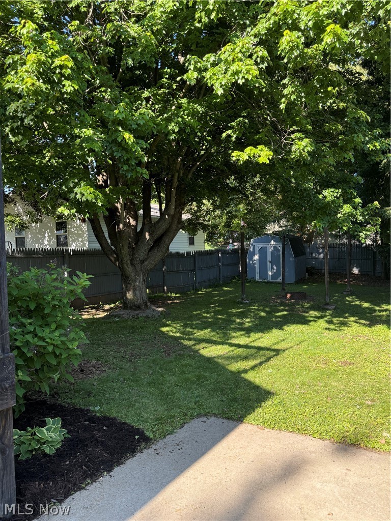225 29th Street NW Barberton OH 44203