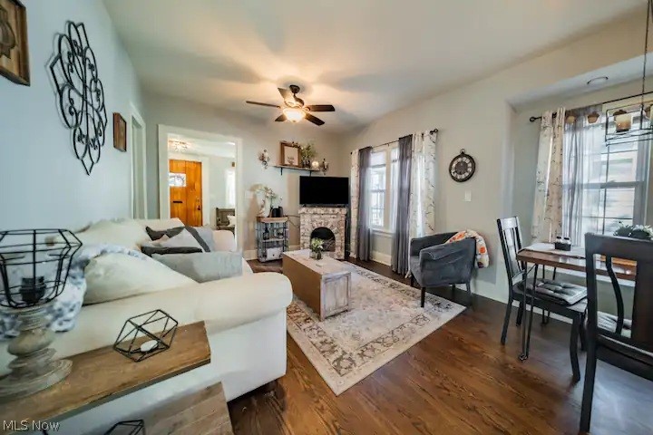 225 29th Street NW Barberton OH 44203