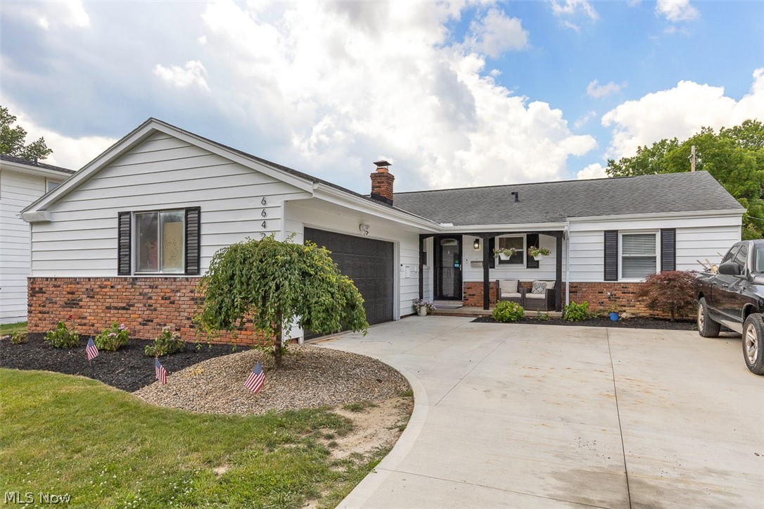6642 Nancy Drive North Olmsted OH 44070