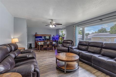 6642 Nancy Drive North Olmsted OH 44070