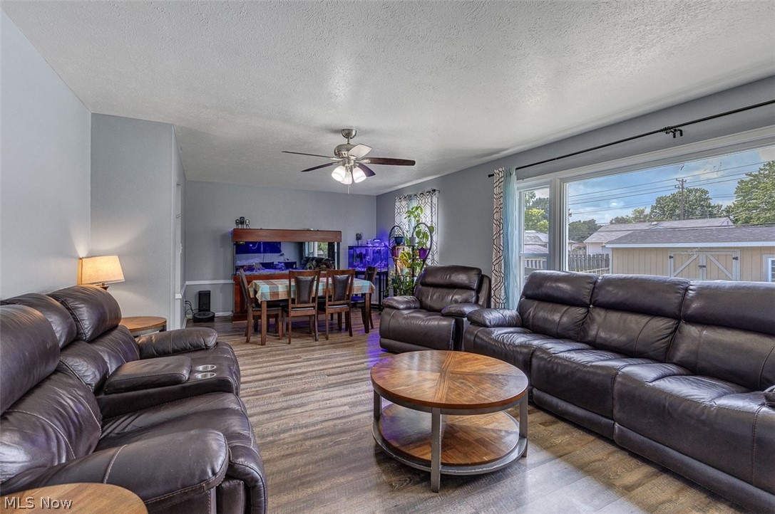 6642 Nancy Drive North Olmsted OH 44070