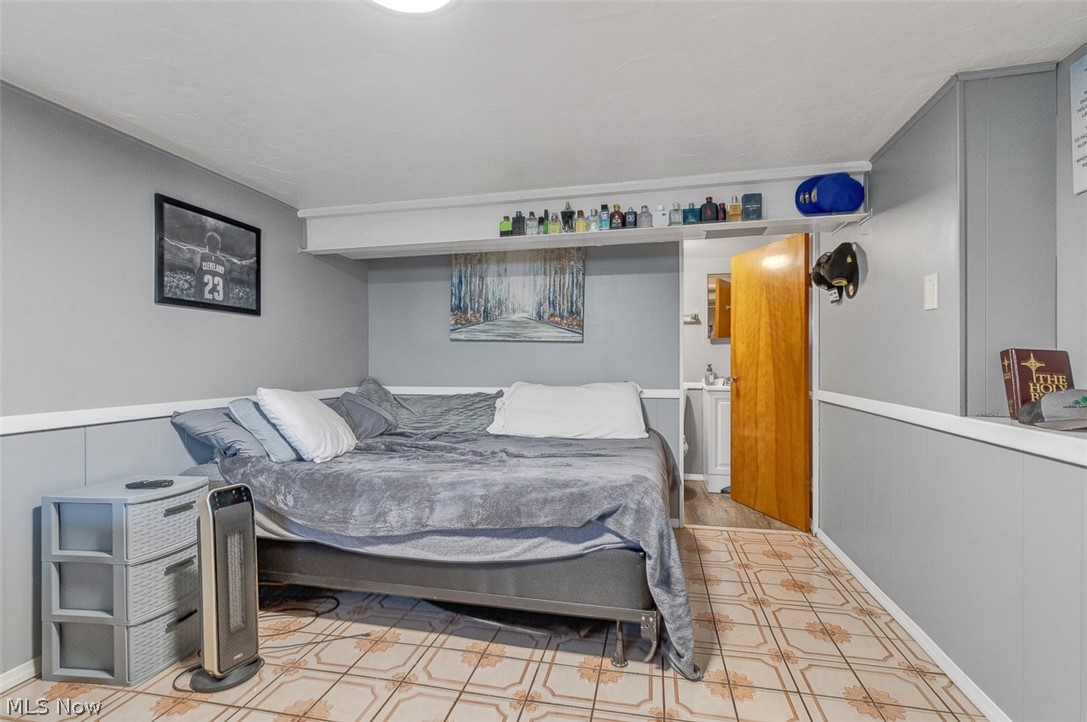 6642 Nancy Drive North Olmsted OH 44070