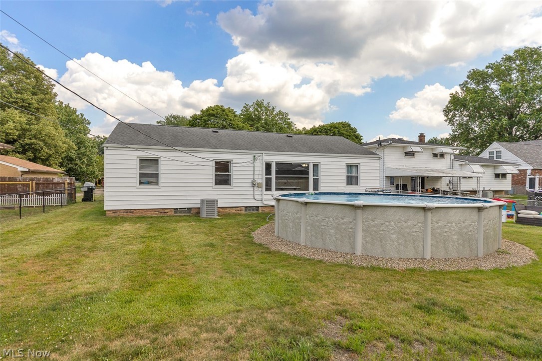 6642 Nancy Drive North Olmsted OH 44070