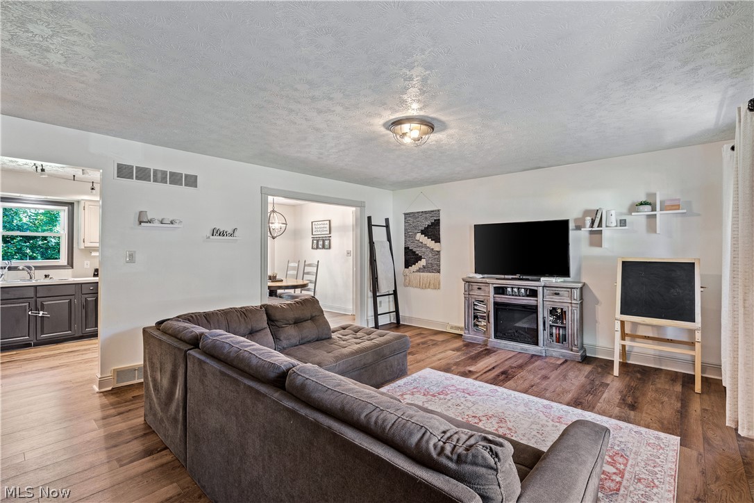 1796 Maple Trace Court Youngstown OH 44515