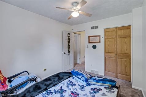 1796 Maple Trace Court Youngstown OH 44515