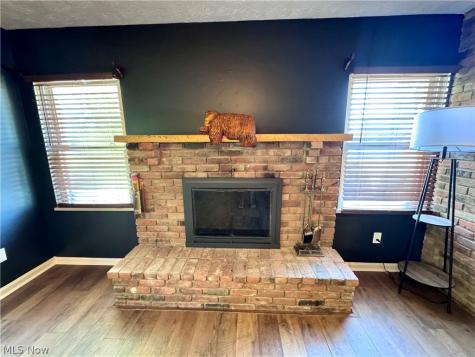 8016 Harris Drive Garrettsville OH 44231