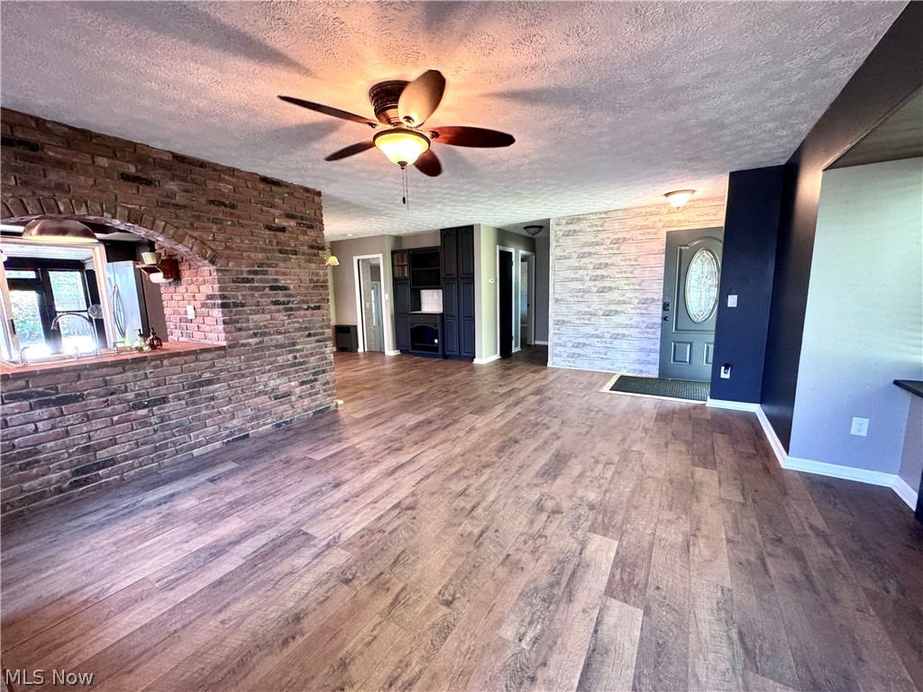 8016 Harris Drive Garrettsville OH 44231