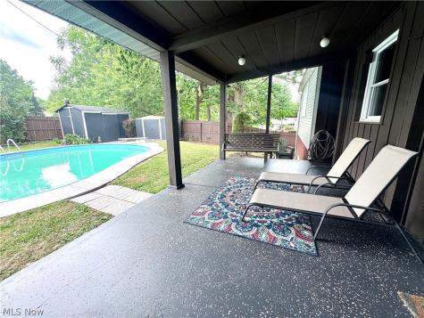 8016 Harris Drive Garrettsville OH 44231