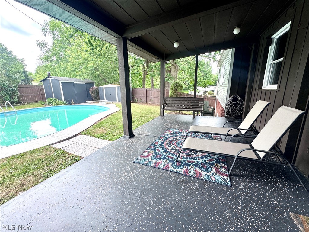8016 Harris Drive Garrettsville OH 44231