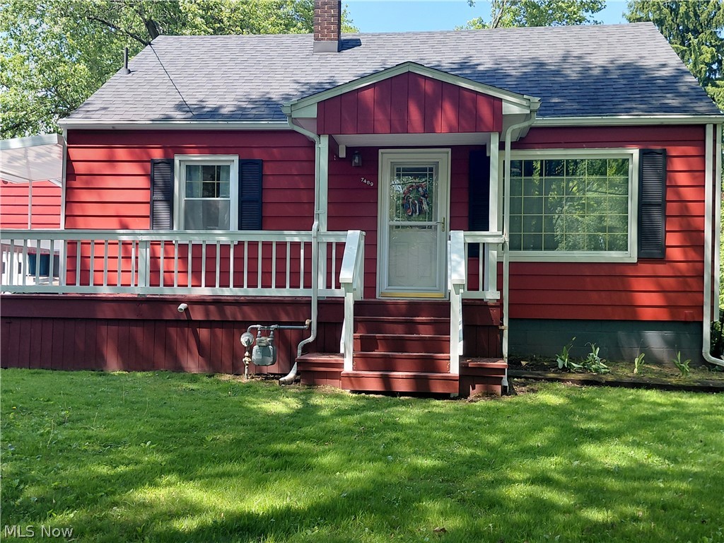 7489 Van Ness Avenue Hubbard OH 44425