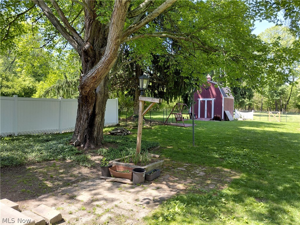 7489 Van Ness Avenue Hubbard OH 44425