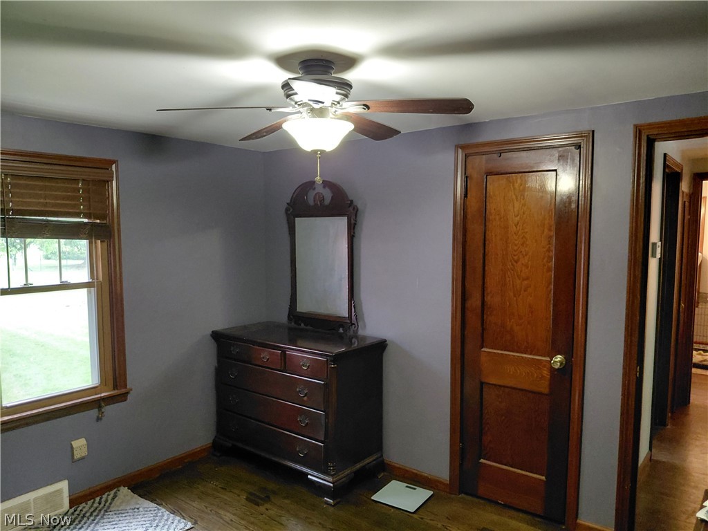 7489 Van Ness Avenue Hubbard OH 44425