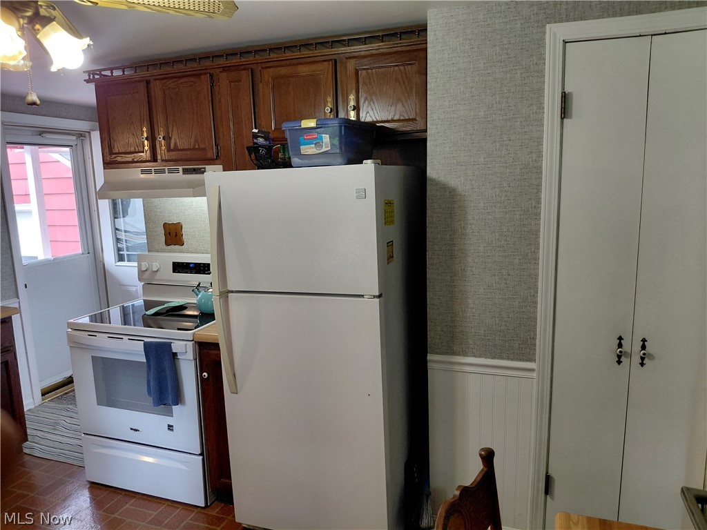 7489 Van Ness Avenue Hubbard OH 44425