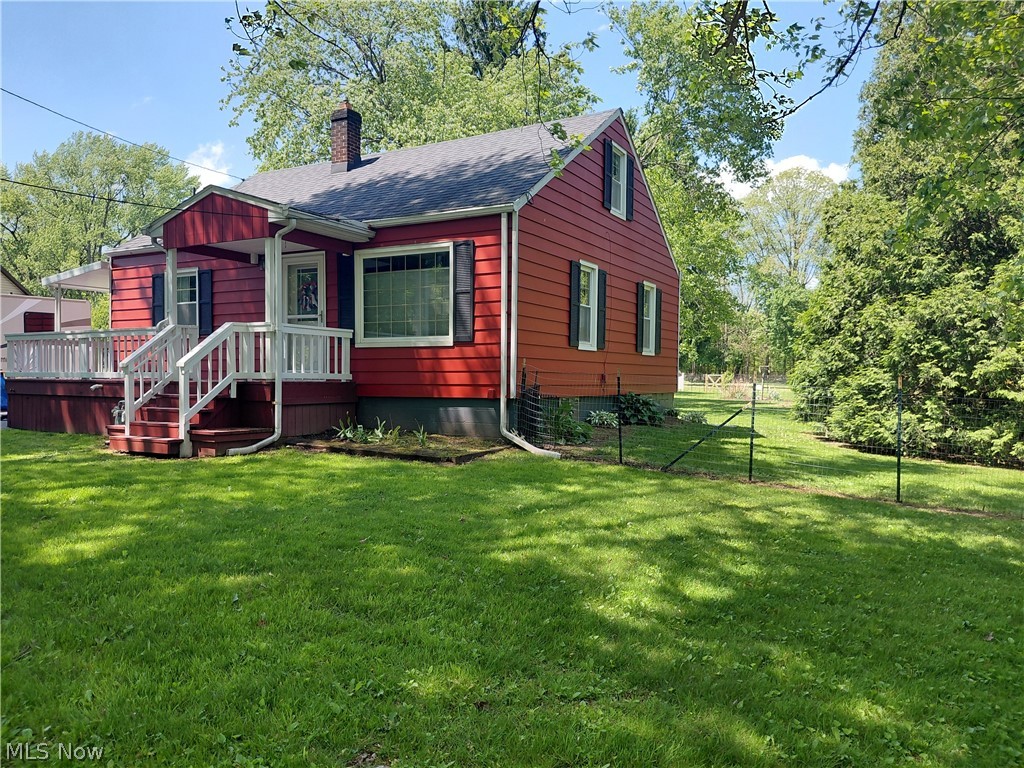 7489 Van Ness Avenue Hubbard OH 44425