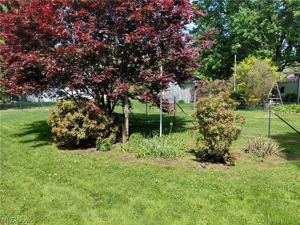 7489 Van Ness Avenue Hubbard OH 44425