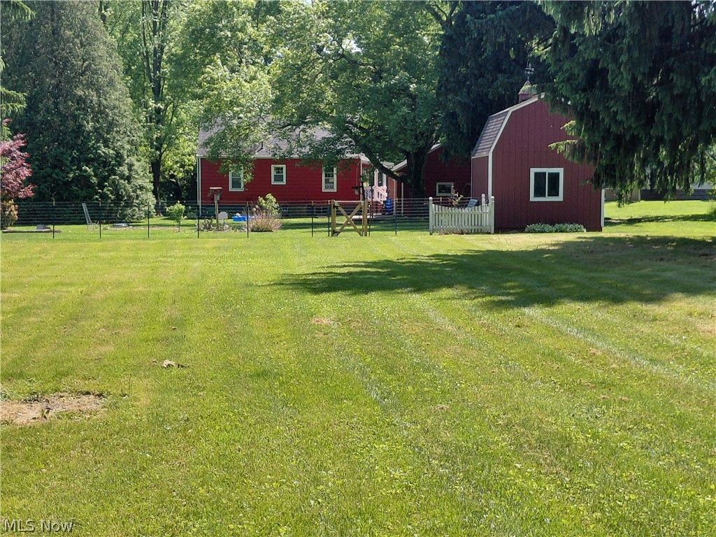 7489 Van Ness Avenue Hubbard OH 44425