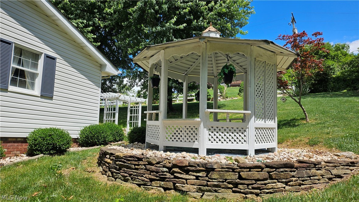 22 Orchard Drive Martins Ferry OH 43935