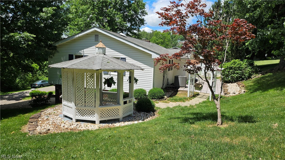 22 Orchard Drive Martins Ferry OH 43935