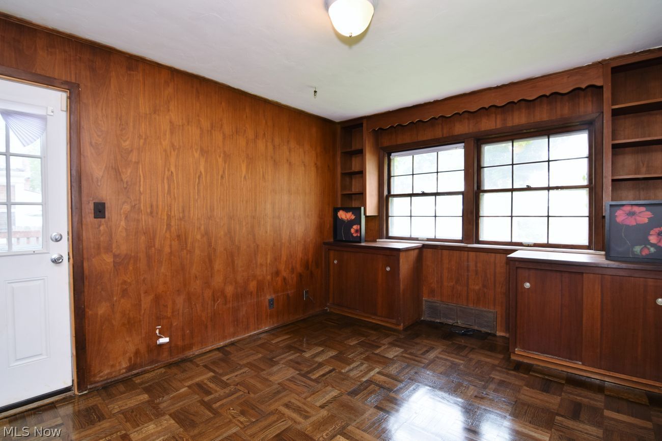 3654 Winchell Road Shaker Heights OH 44122