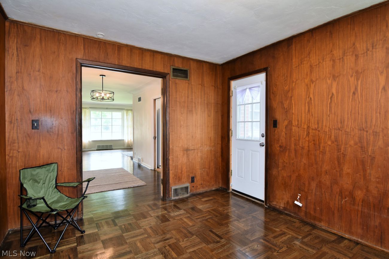 3654 Winchell Road Shaker Heights OH 44122