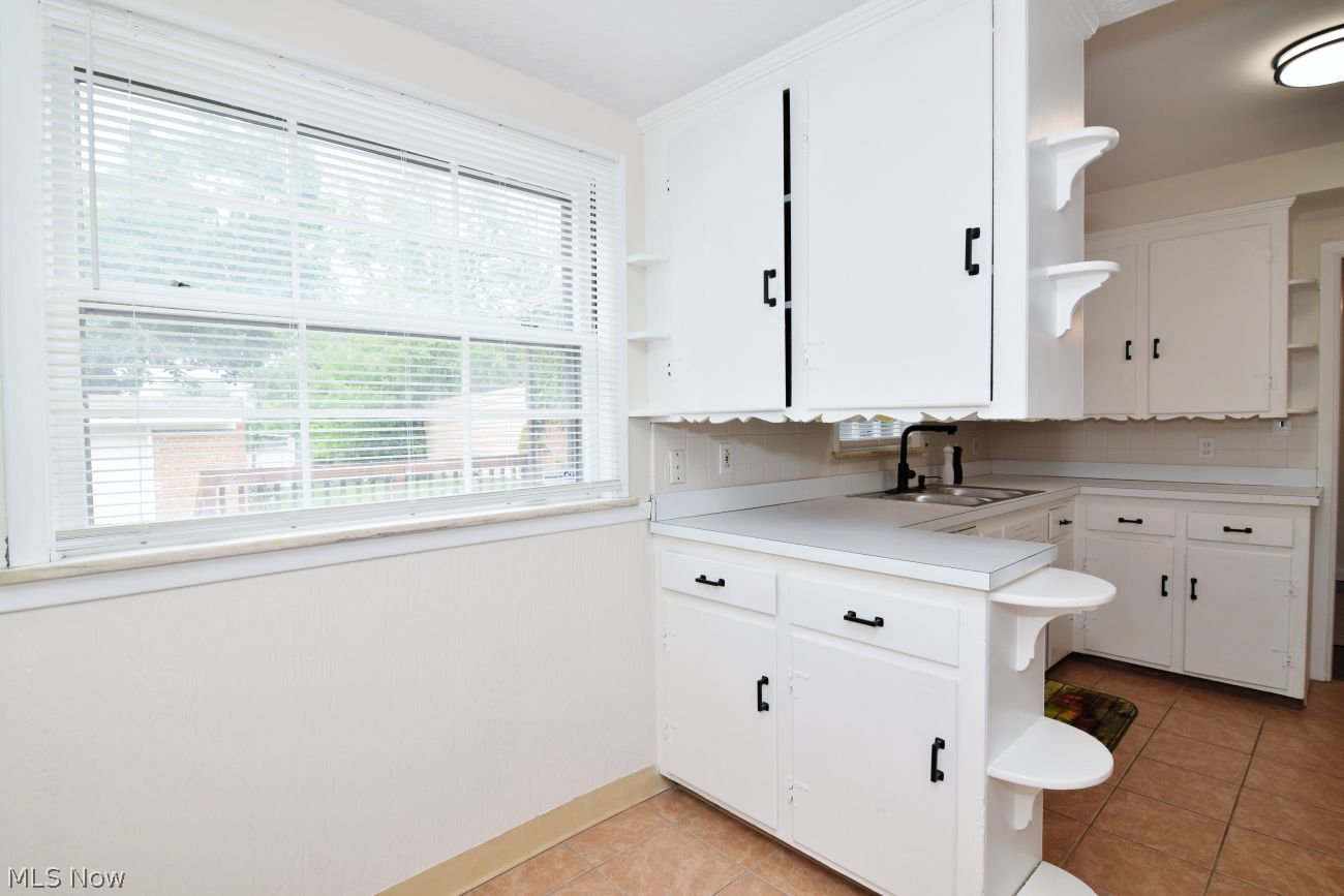 3654 Winchell Road Shaker Heights OH 44122