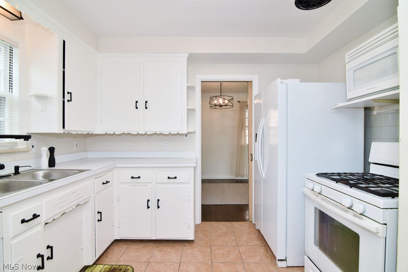 3654 Winchell Road Shaker Heights OH 44122