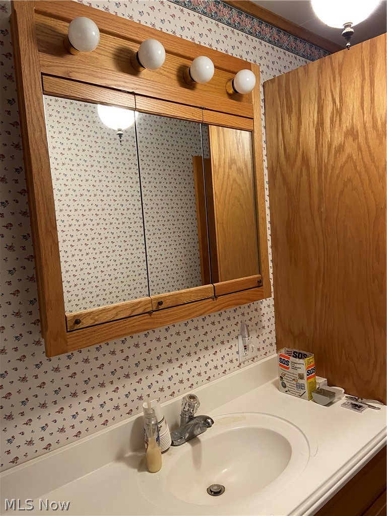 507 Wood Avenue Newcomerstown OH 43832