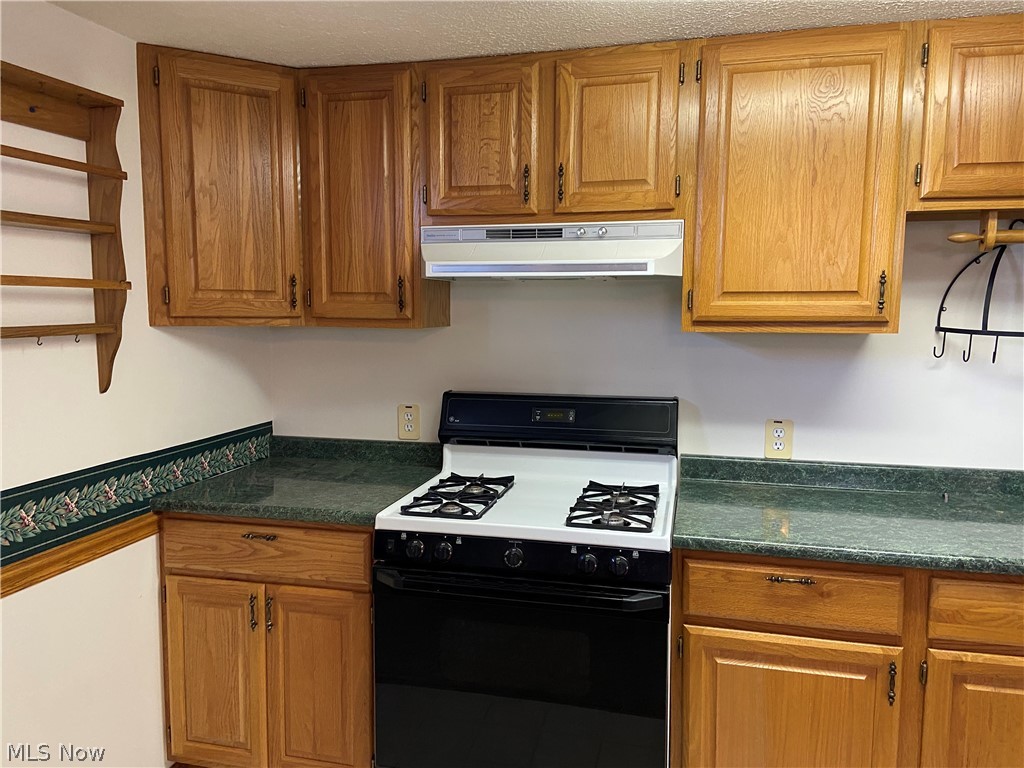 507 Wood Avenue Newcomerstown OH 43832