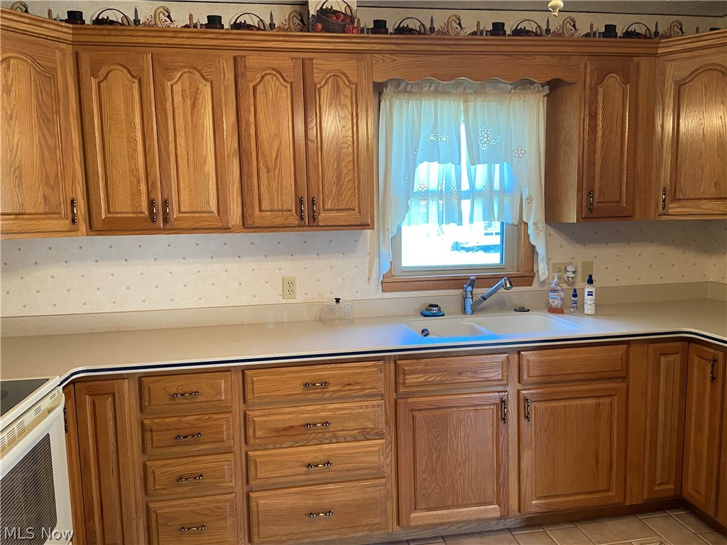 507 Wood Avenue Newcomerstown OH 43832