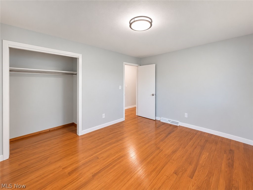 3086 Solar Drive NW Warren OH 44485