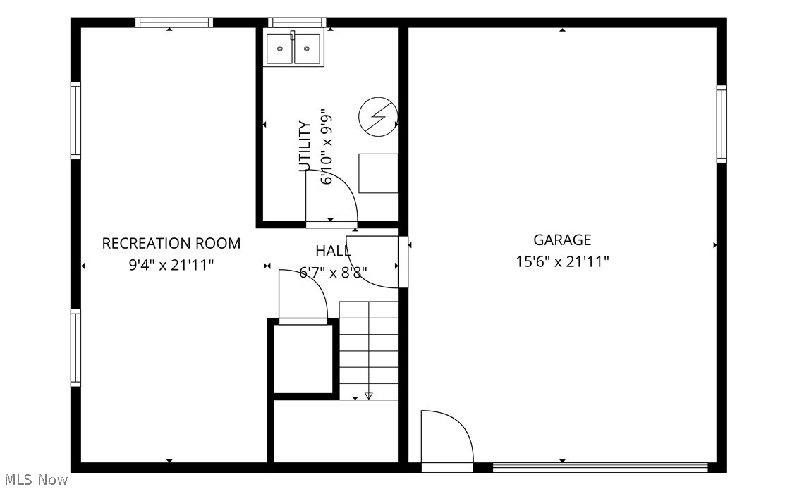3086 Solar Drive NW Warren OH 44485