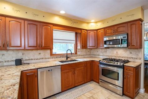 3090 Sourek Road Akron OH 44333