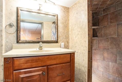 3090 Sourek Road Akron OH 44333