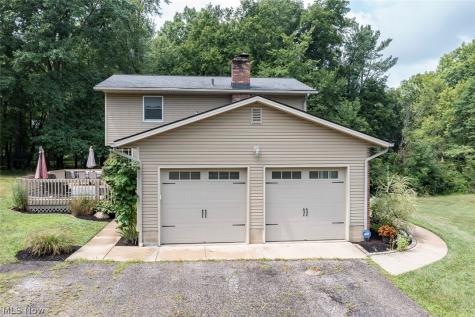 3090 Sourek Road Akron OH 44333