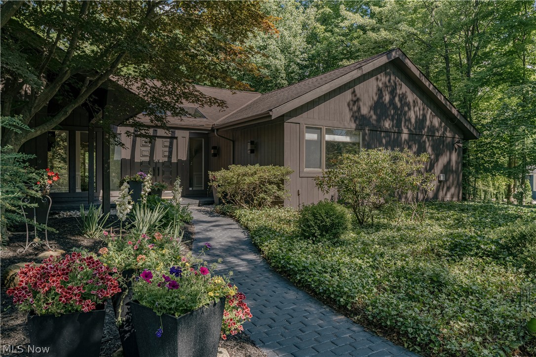 8 Louis Drive Pepper Pike OH 44124