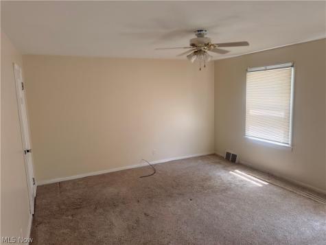 16803 Eldamere Cleveland OH 44128