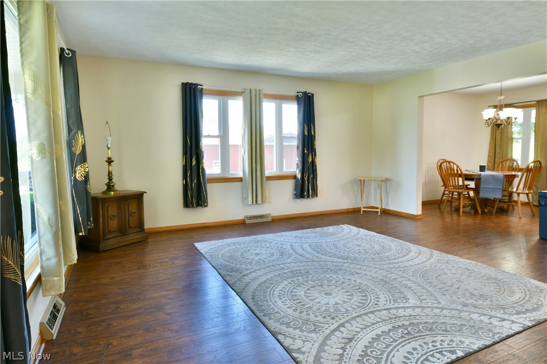 4988 State Route 46 Cortland OH 44410