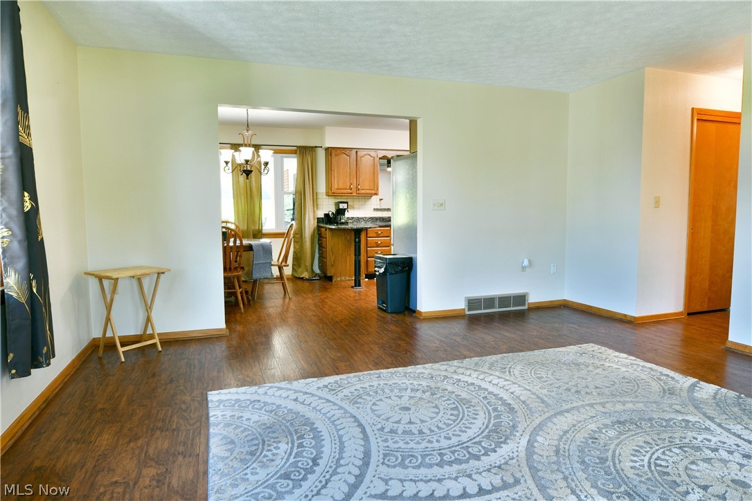 4988 State Route 46 Cortland OH 44410
