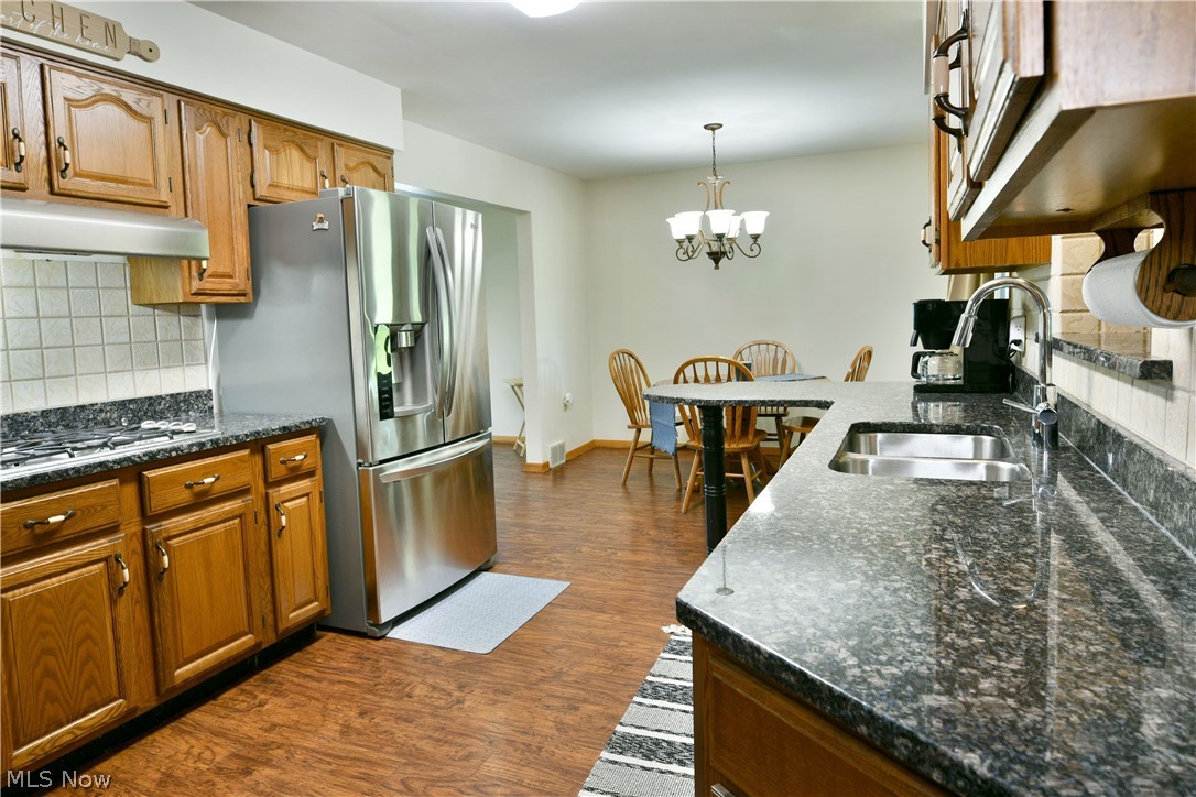 4988 State Route 46 Cortland OH 44410