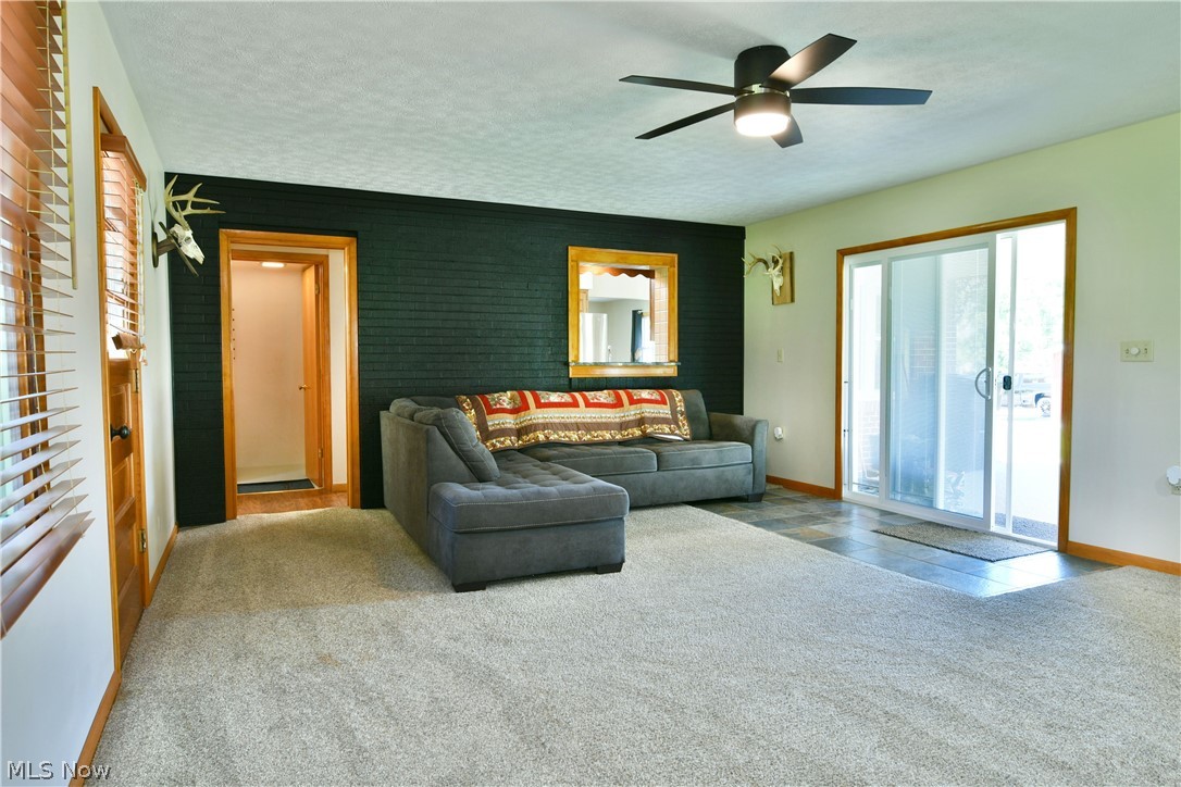 4988 State Route 46 Cortland OH 44410
