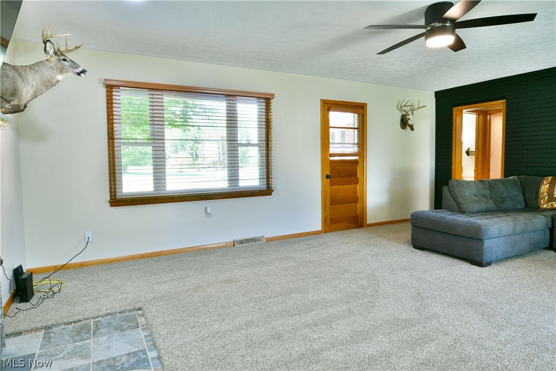 4988 State Route 46 Cortland OH 44410