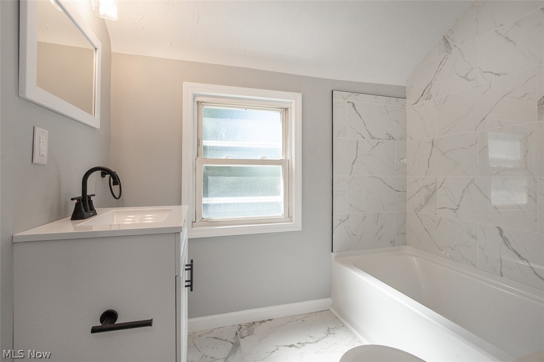 23860 Alberton Road Euclid OH 44123