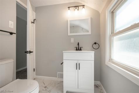 23860 Alberton Road Euclid OH 44123