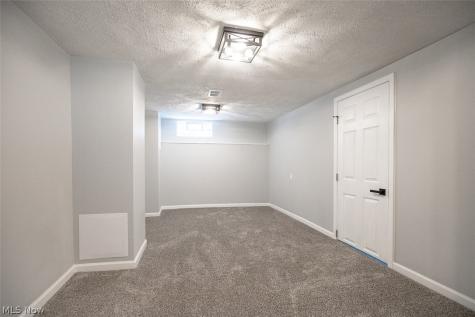 23860 Alberton Road Euclid OH 44123