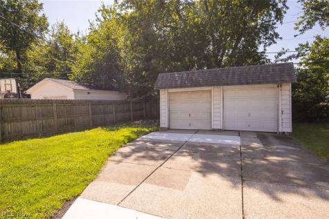 23860 Alberton Road Euclid OH 44123