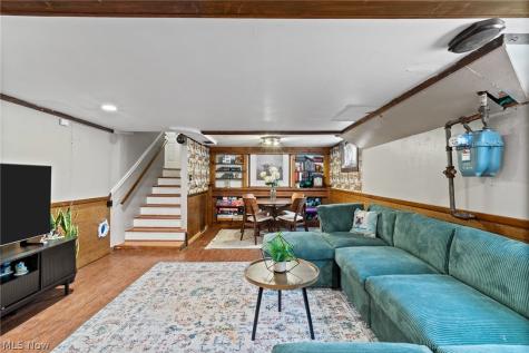 223 Glenwood Street SW North Canton OH 44720