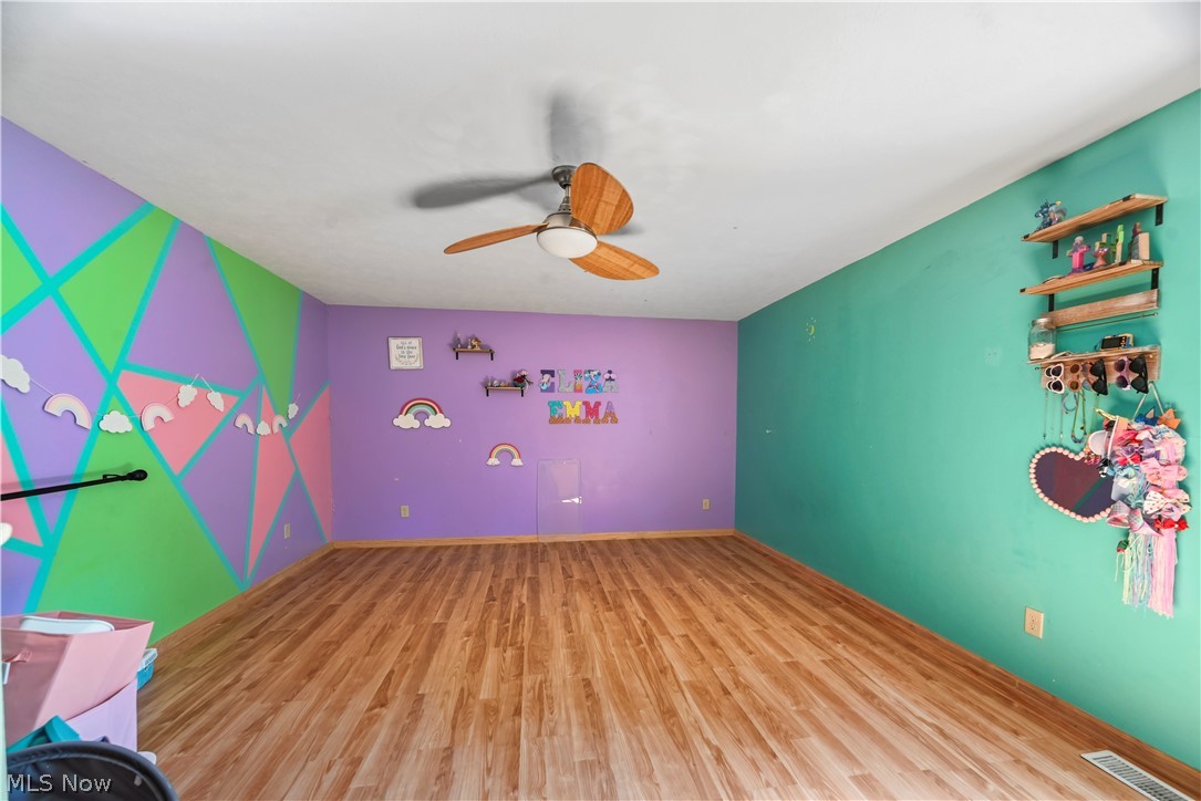 304 Howland Wilson Road NE Warren OH 44484