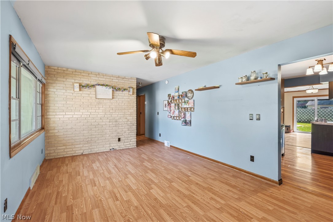 304 Howland Wilson Road NE Warren OH 44484